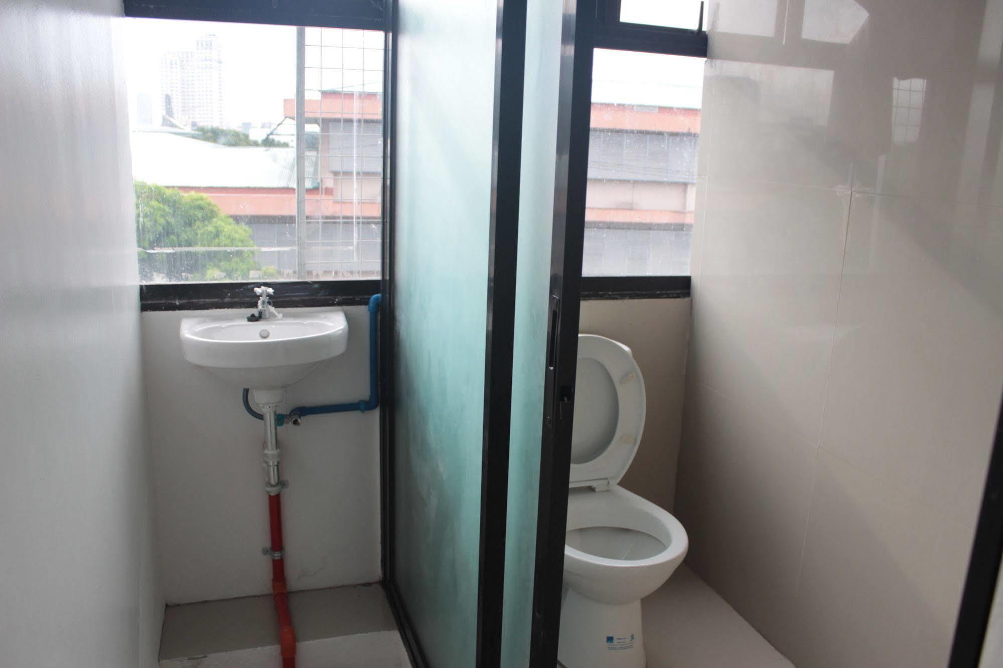 Yuj Inn - Quezon City Zewnętrze zdjęcie
