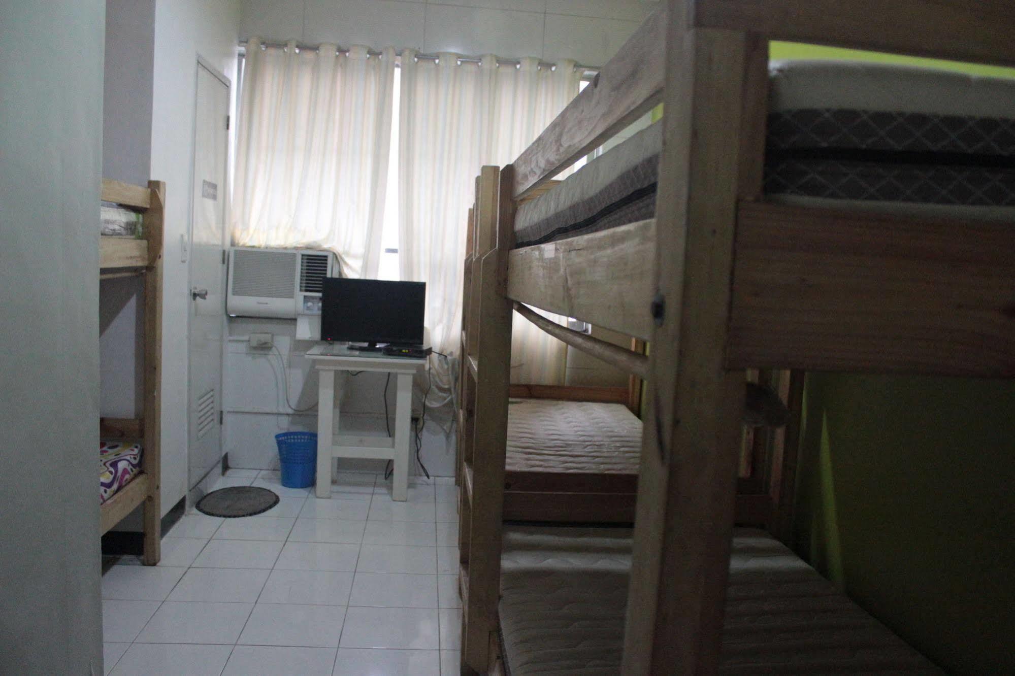 Yuj Inn - Quezon City Zewnętrze zdjęcie