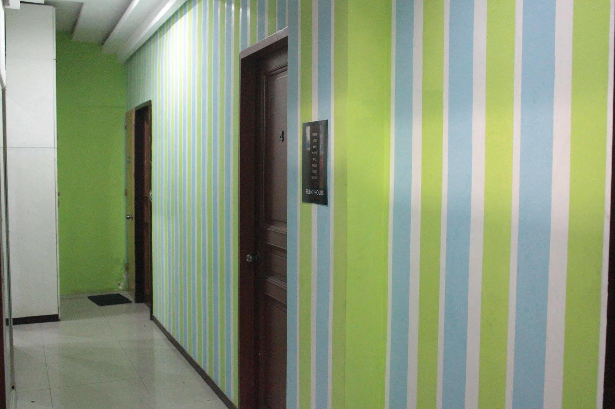 Yuj Inn - Quezon City Zewnętrze zdjęcie