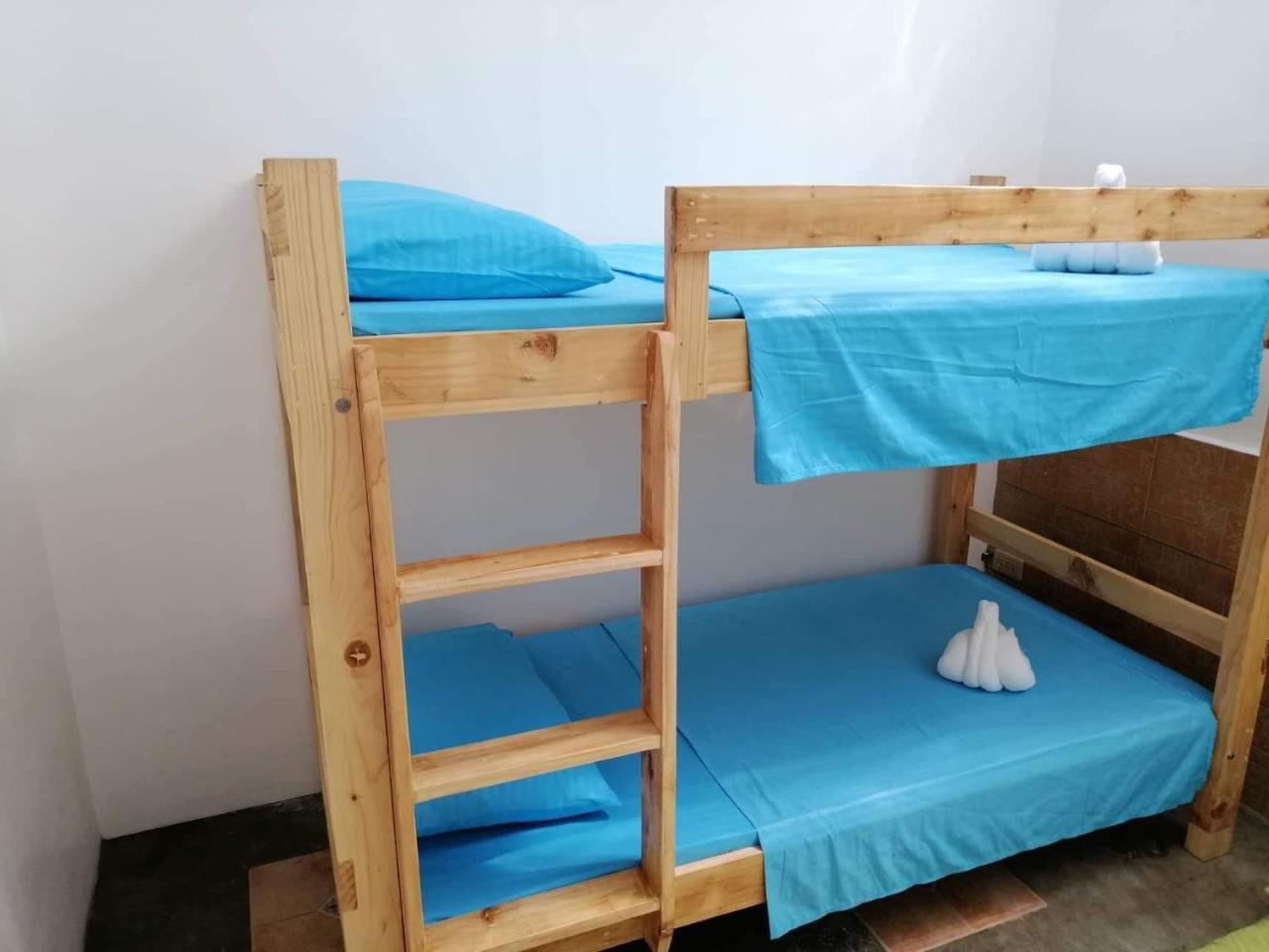 Yuj Inn - Quezon City Zewnętrze zdjęcie