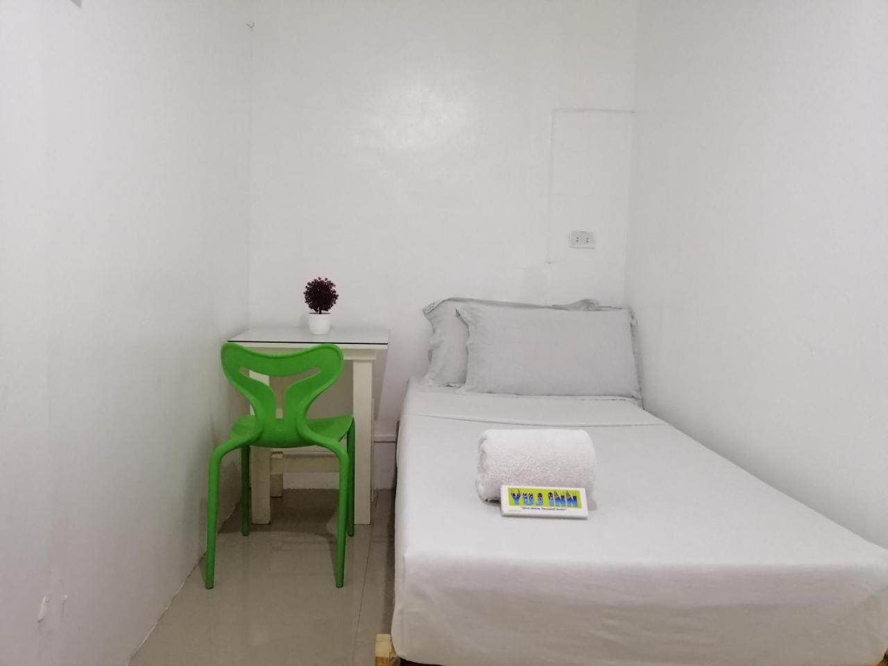 Yuj Inn - Quezon City Zewnętrze zdjęcie