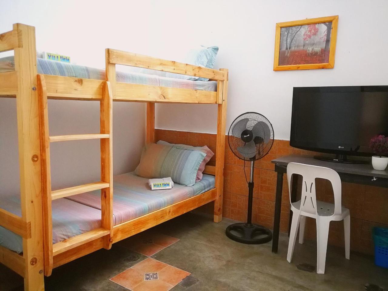 Yuj Inn - Quezon City Zewnętrze zdjęcie